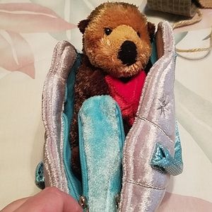 Girls otter purse